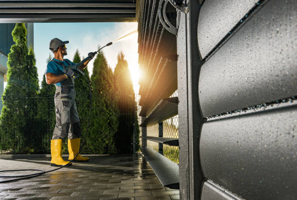 Why Choose Our Certified Pressure Washing Experts for Your Project Needs in Middleport, NY?